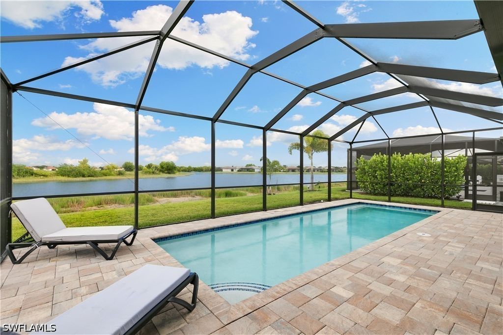 1473 Birdie Dr, Naples
