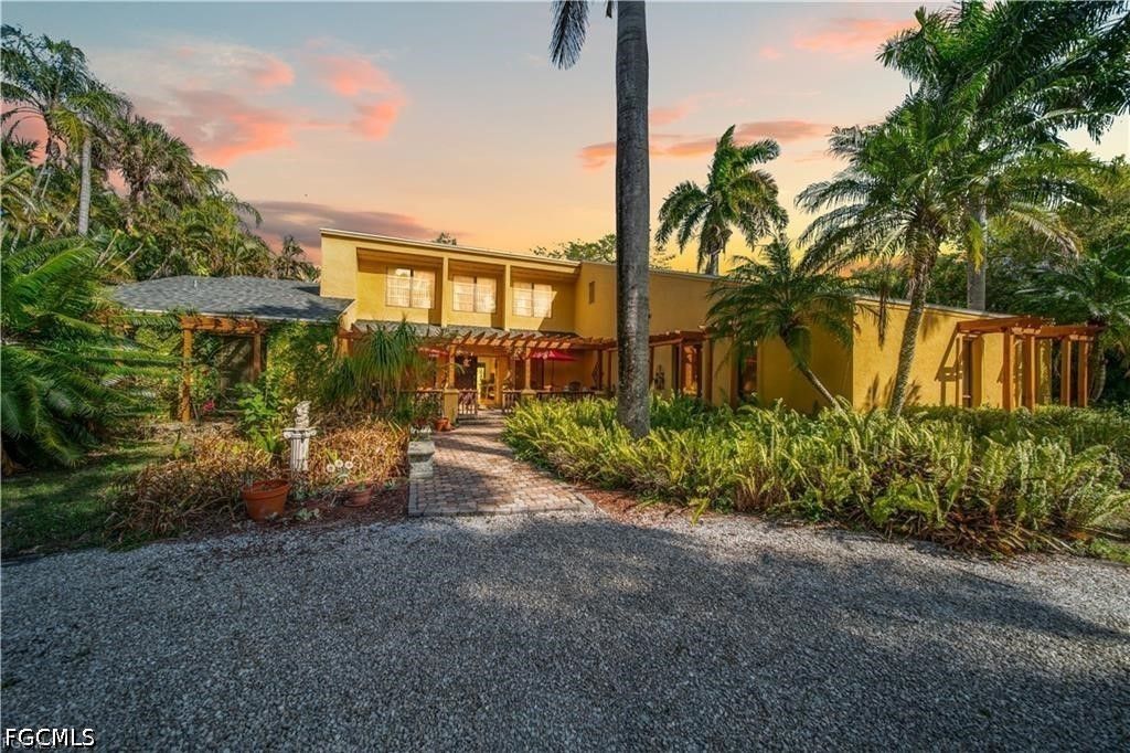 184 W Mariana Ave, North Fort Myers