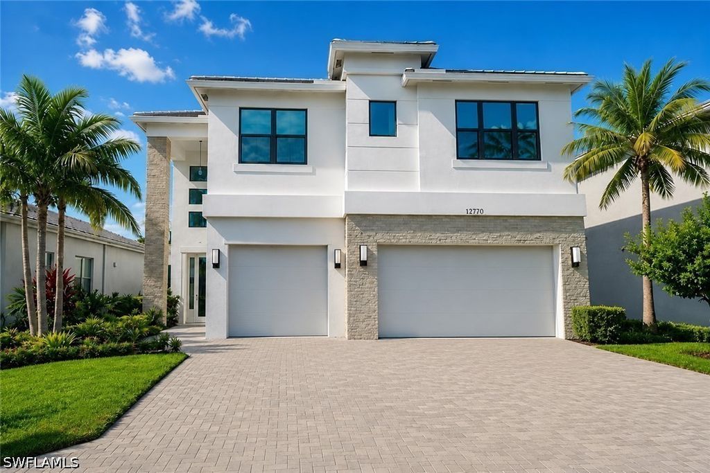 12770 Woodbury Dr, Estero