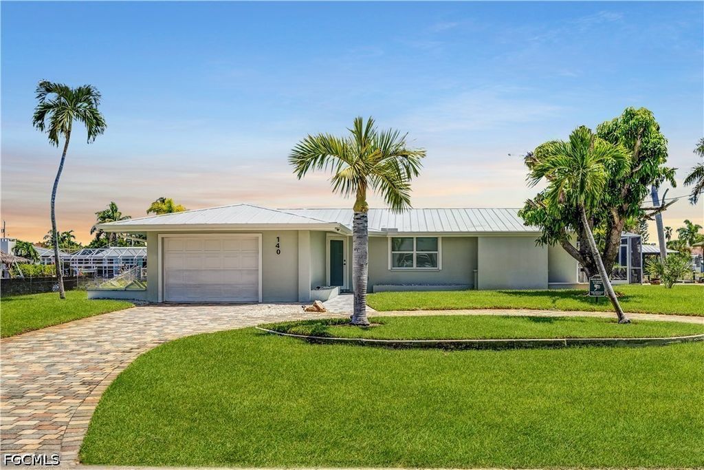 140 Egret St, FORT MYERS BEACH