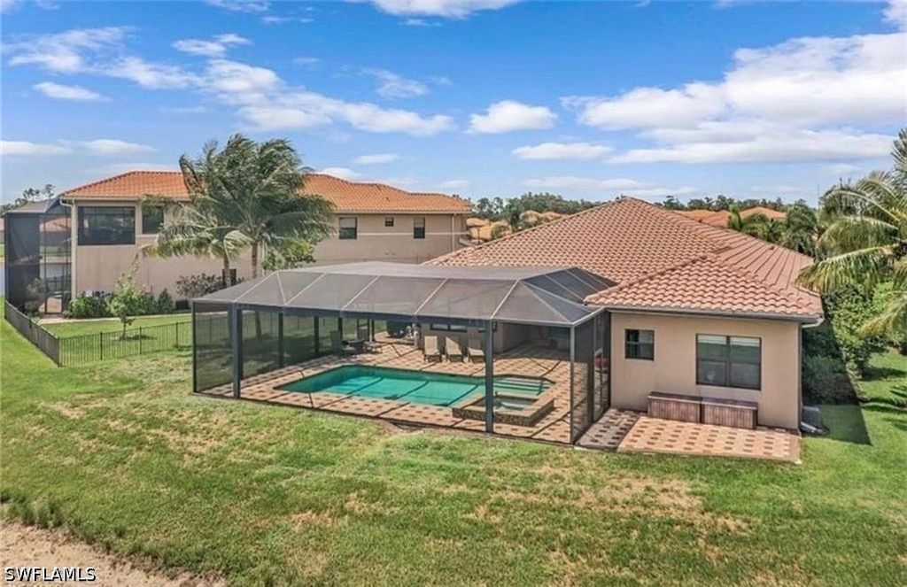 3910 Glacier Ct, Naples