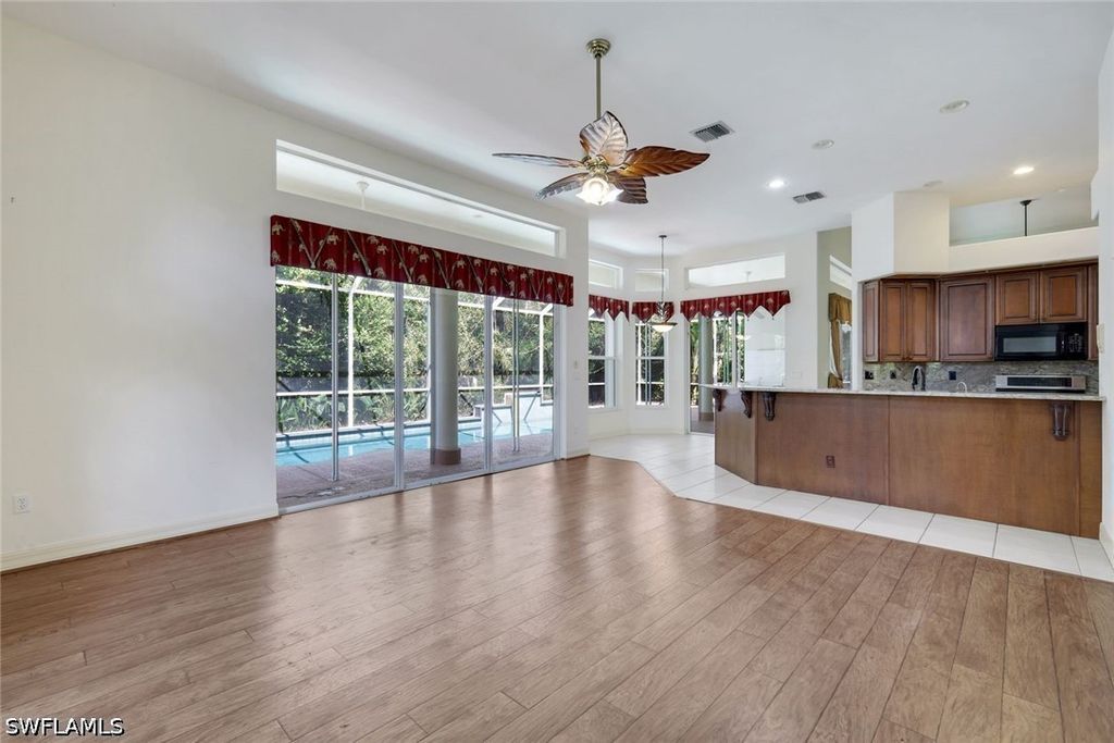 28476 Del Lago Way, Bonita Springs