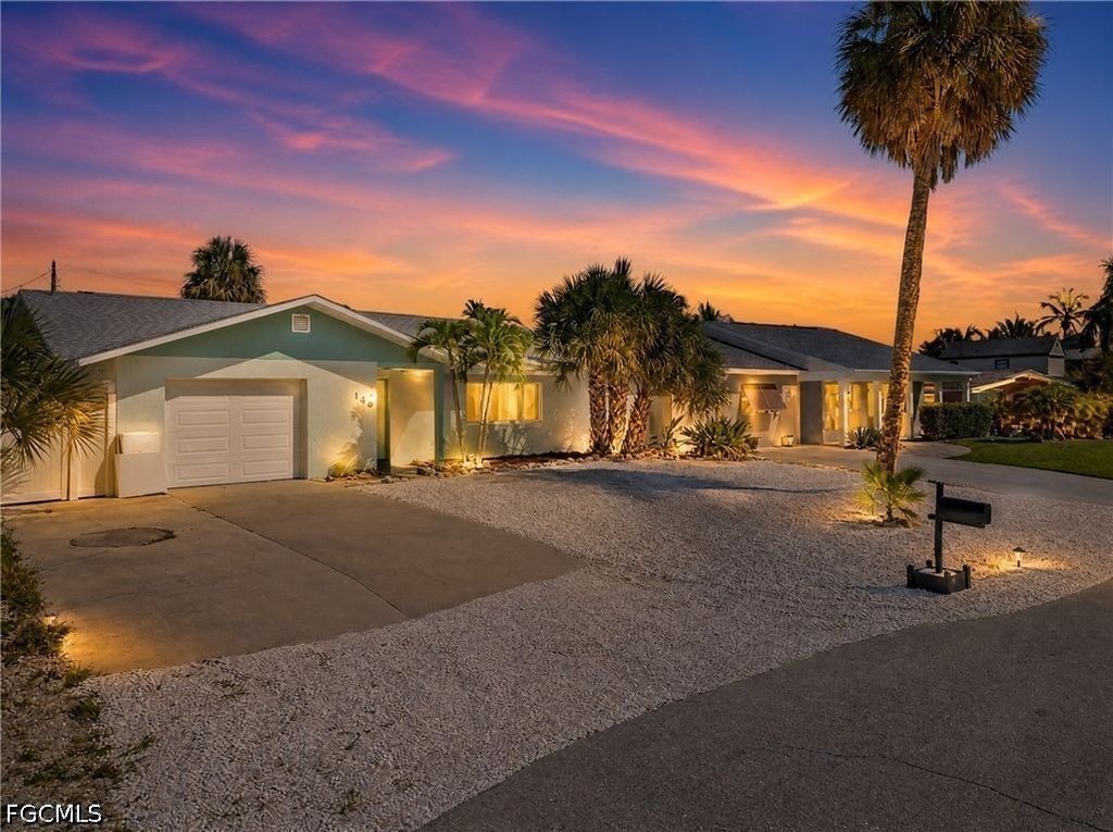 193 Hibiscus Dr, Fort Myers Beach