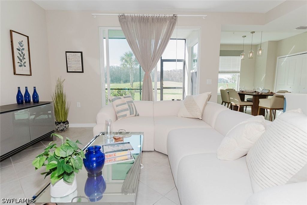 6047 Ellerston Way 2113, Ave Maria