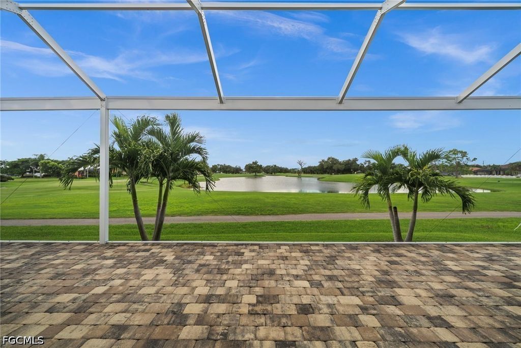 2502 Van Buren Pkwy, CAPE CORAL