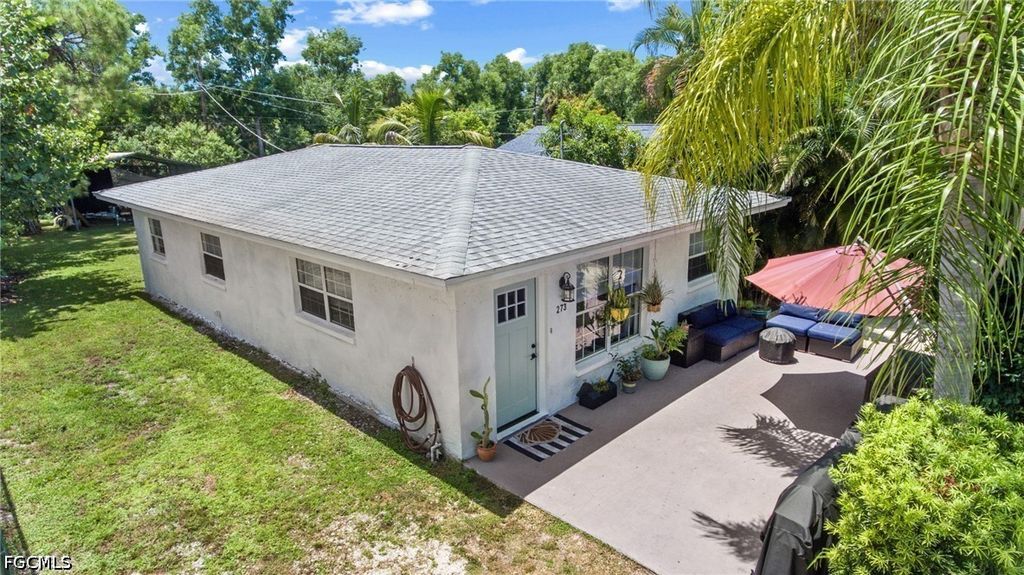273 Porter St, NAPLES