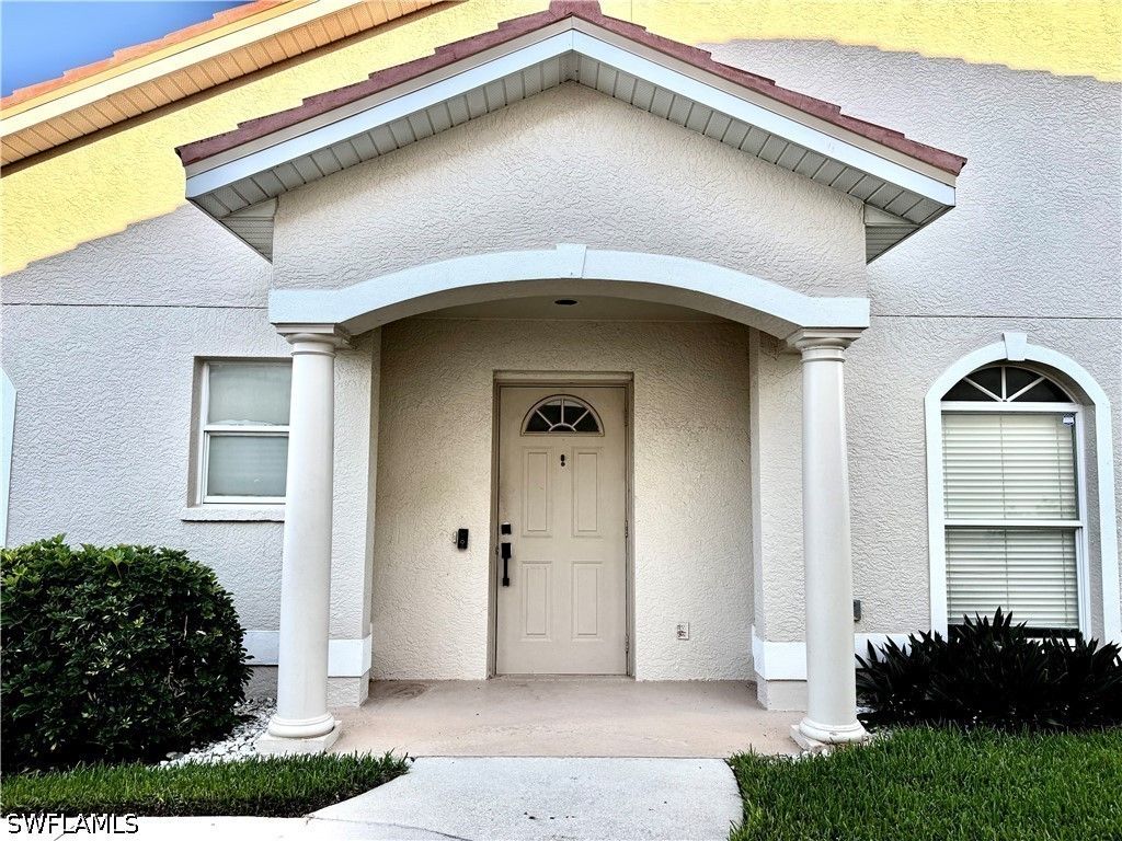 7001 Lone Oak Blvd, Naples
