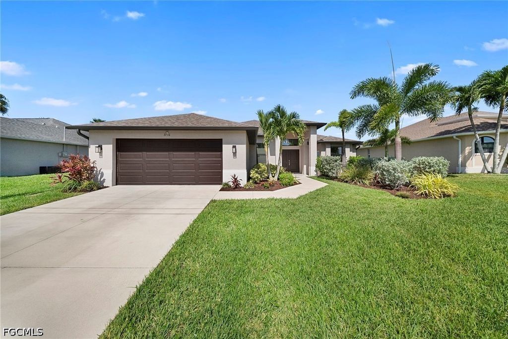 3716 Sw 11th Pl, CAPE CORAL