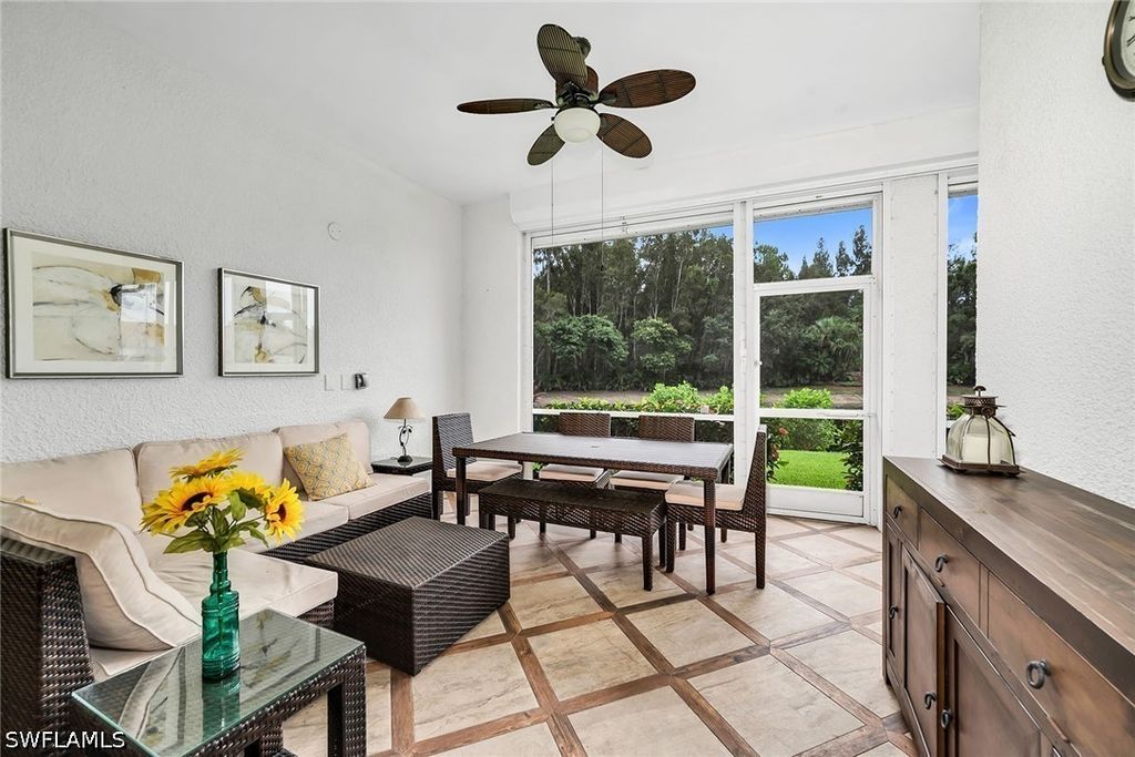 2326 Magnolia Ln 6104, Naples