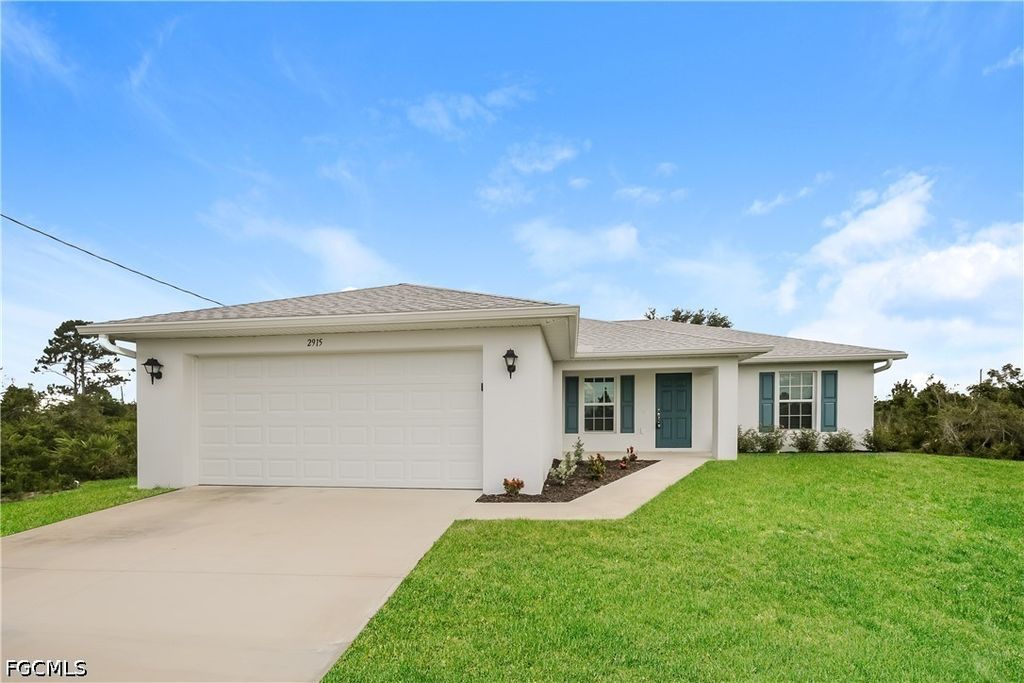 2915 66th St W, LEHIGH ACRES