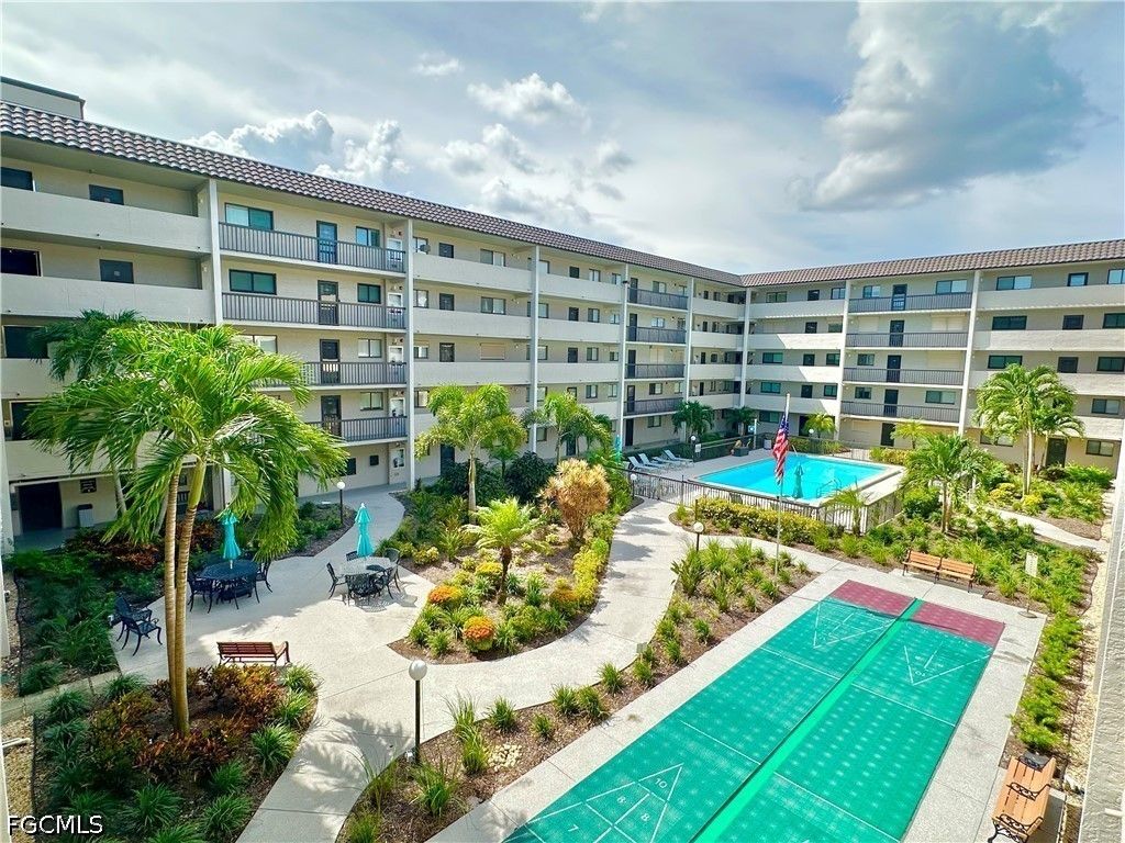 2121 Collier Ave E 316, Fort Myers