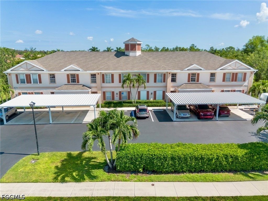 4231 Liron Ave 202, Fort Myers