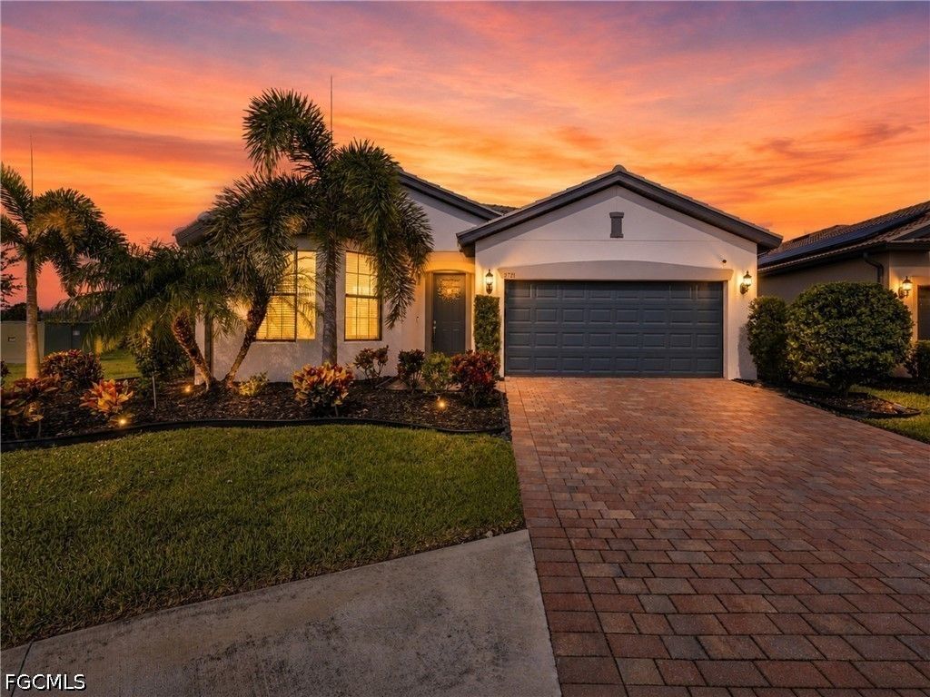 3721 E Hampton Cir, ALVA