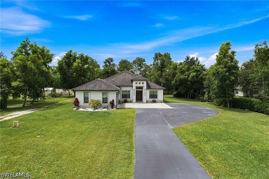 2160 Randall Blvd, Naples
