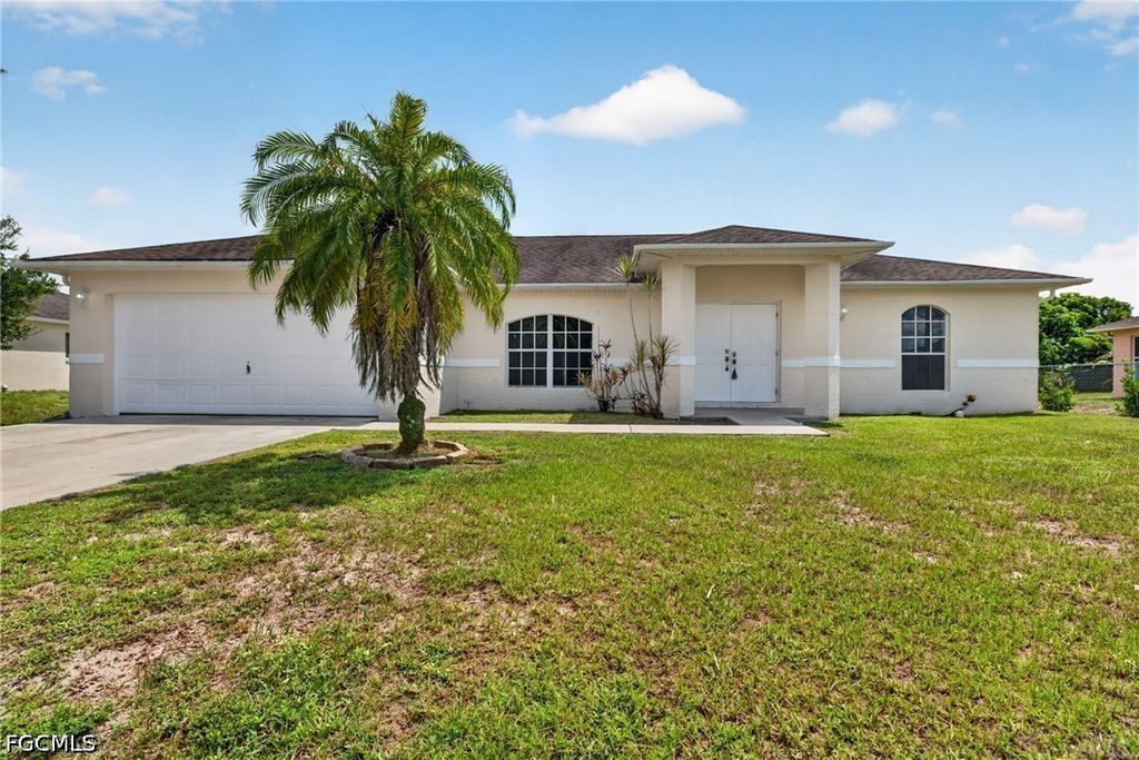 228 Ambury St, FORT MYERS