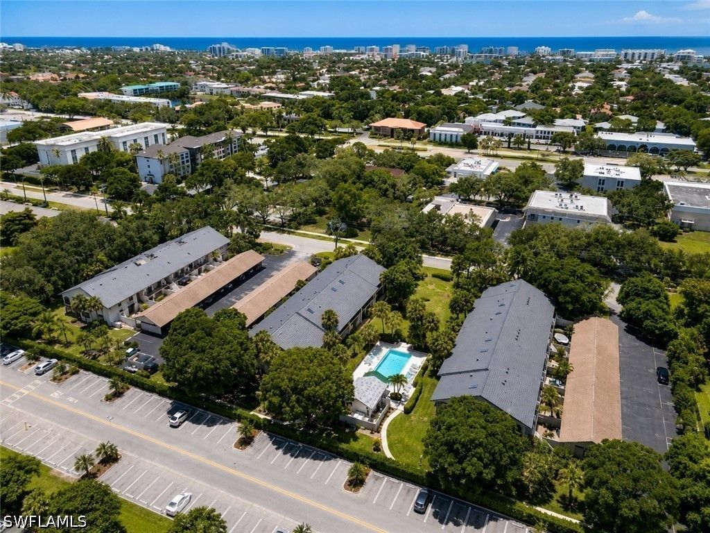 3370 10th St N 1308, Naples