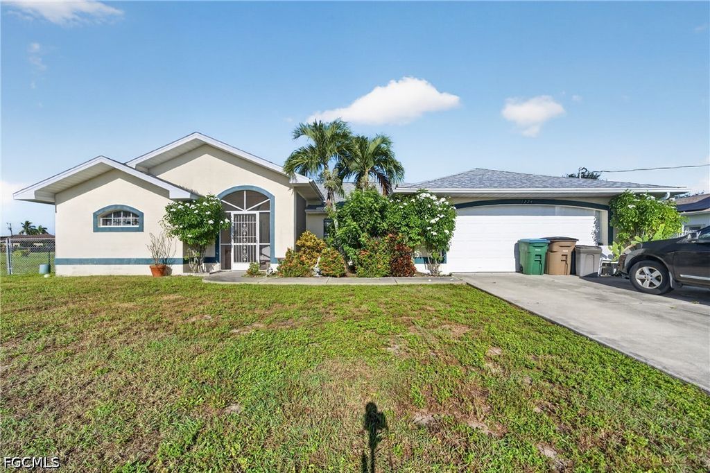 1224 Nw 38th Ave, CAPE CORAL