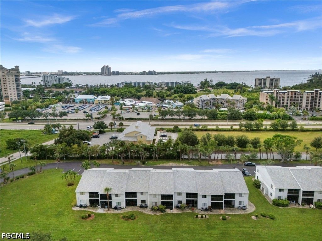 1051 Palm Ave 112, NORTH FORT MYERS