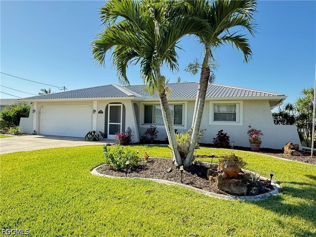 1808 Se 13th Ter, CAPE CORAL