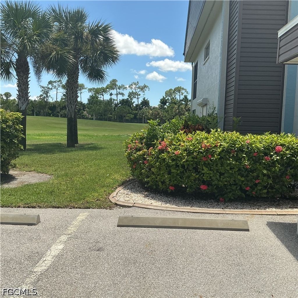 5730 Trlwinds Dr 411, Fort Myers