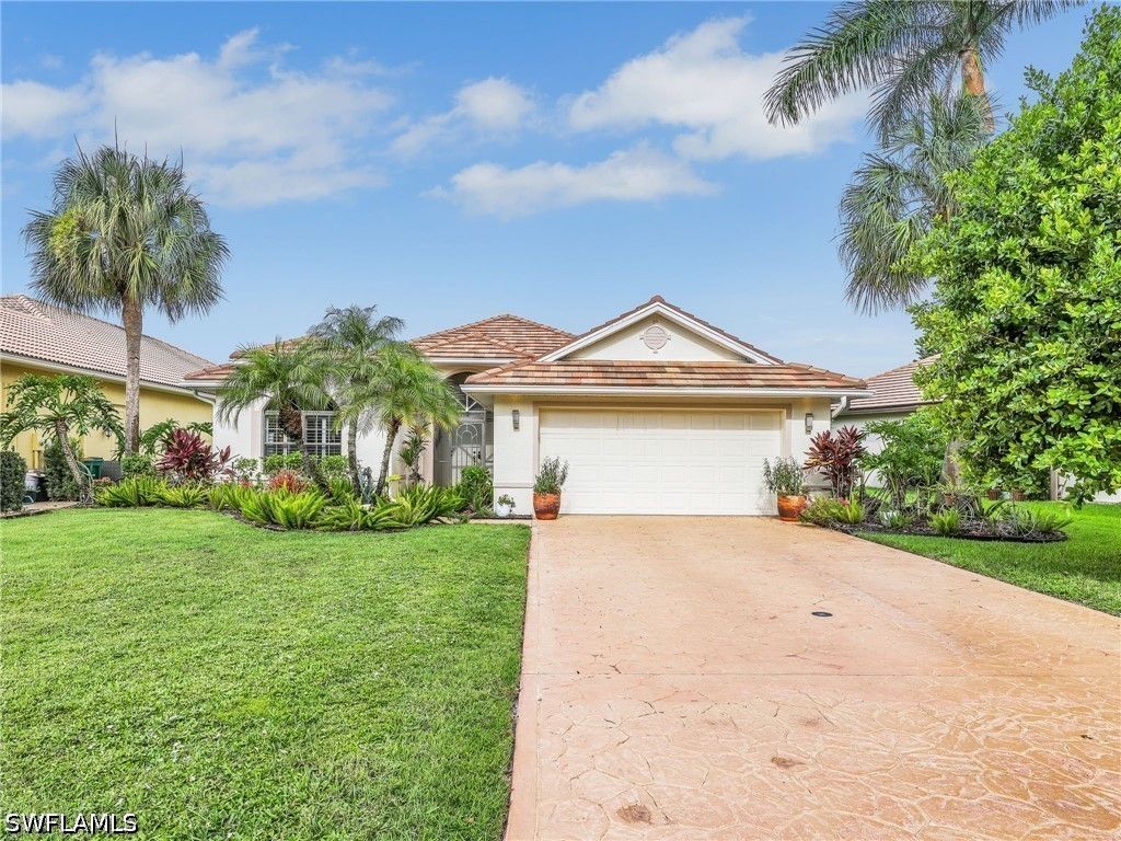 11163 Longshore Way E, Naples