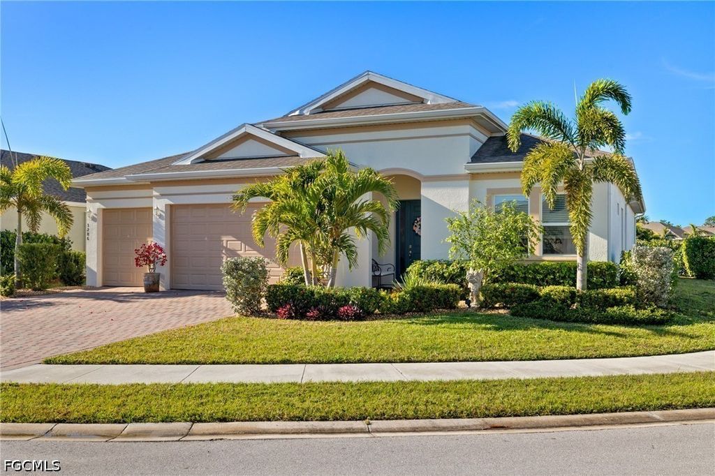 3286 Baravaldo Cir, CAPE CORAL