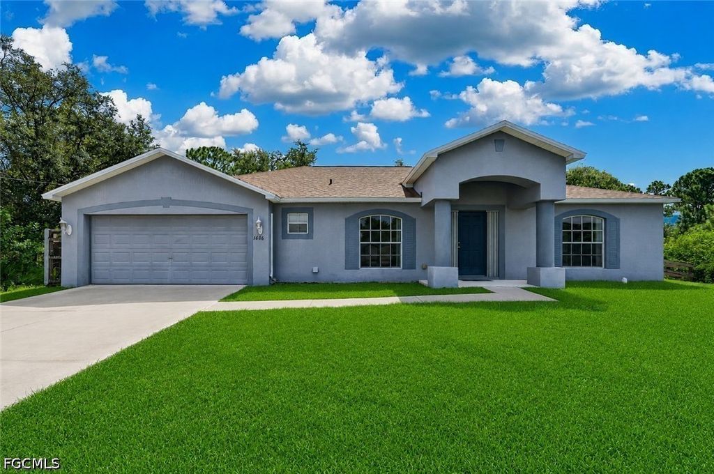 1606 Lee Ave, Lehigh Acres
