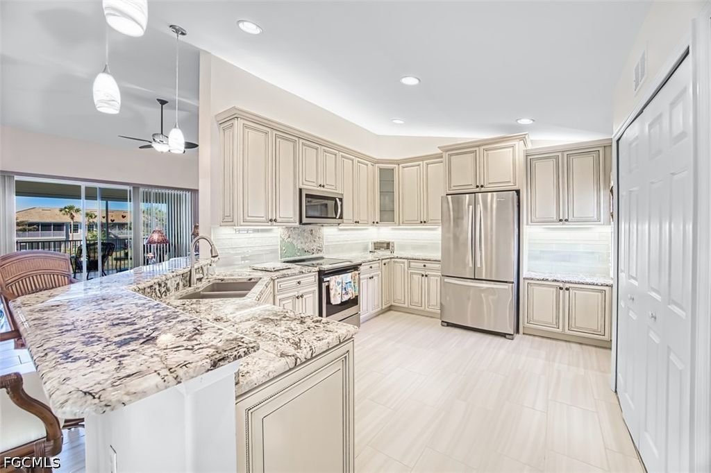 9582 Hemingway Ln 3405, Fort Myers