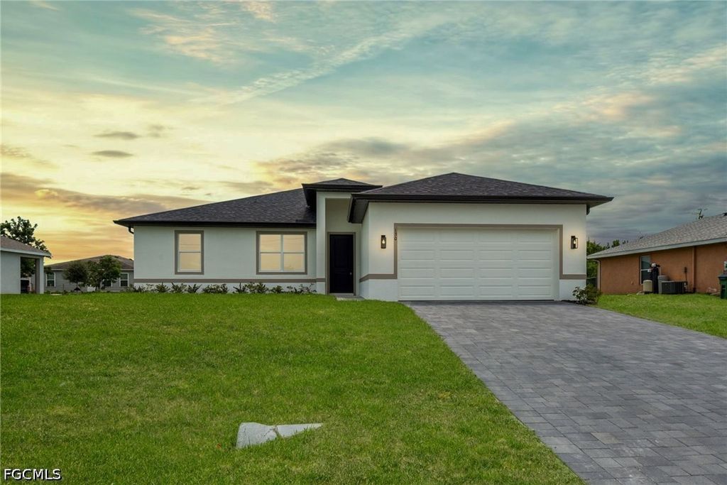 130 Ne 25th St, Cape Coral