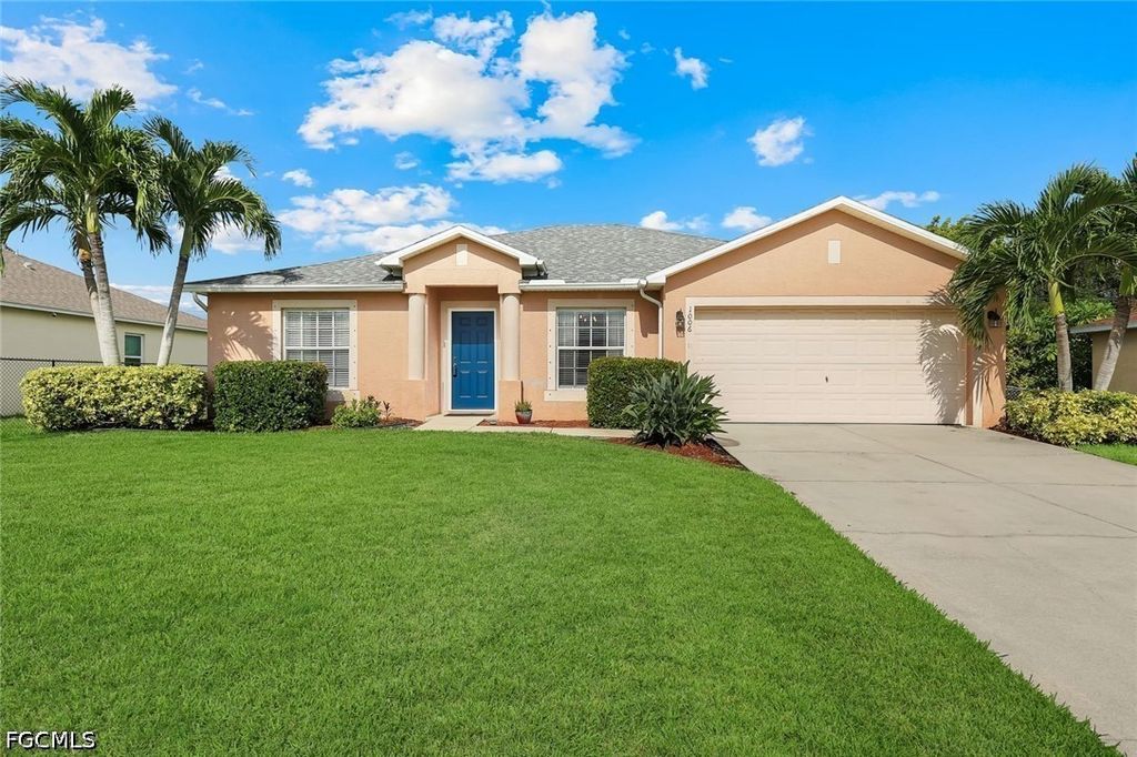 1006 Ne 6th Pl, Cape Coral
