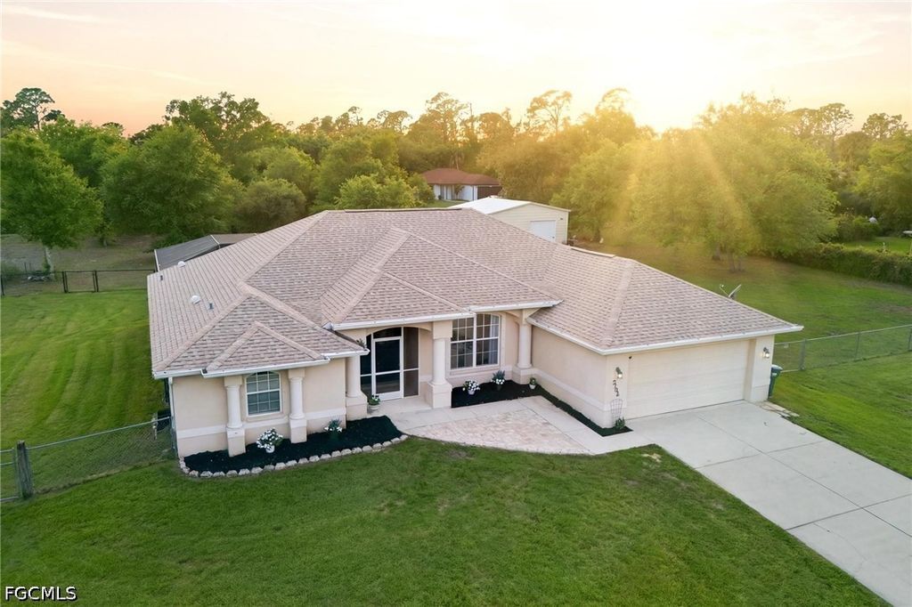 2105 Bennett Ln, NORTH PORT