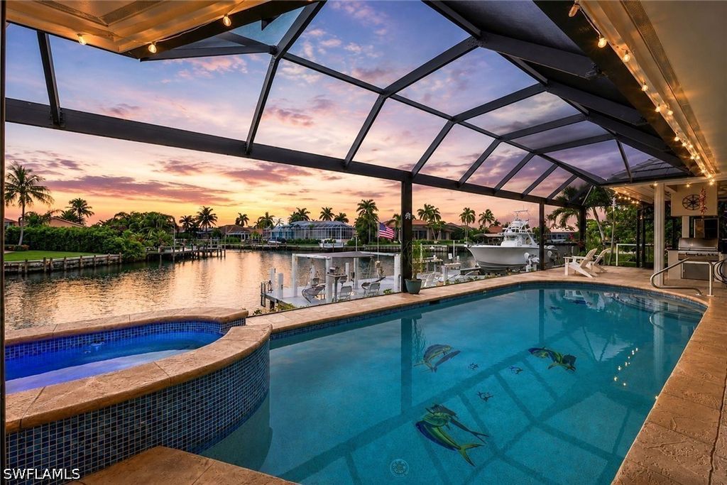 60 Cvwood Ct, Marco Island