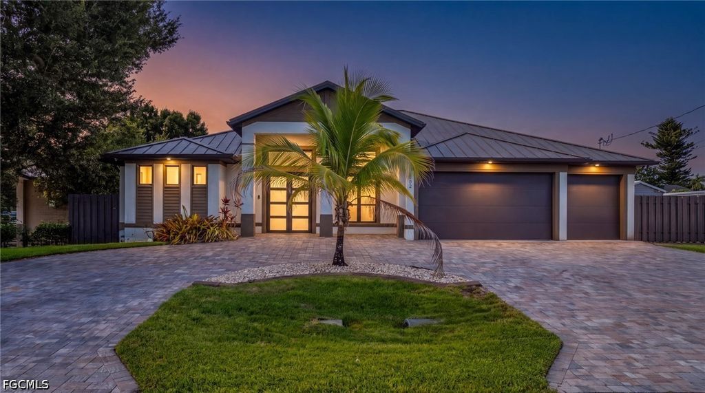 2202 Ne 5th Ter, Cape Coral