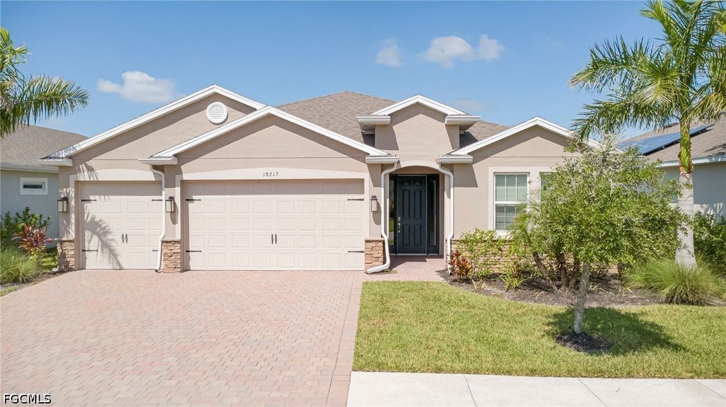 18217 Everson Miles Cir, NORTH FORT MYERS