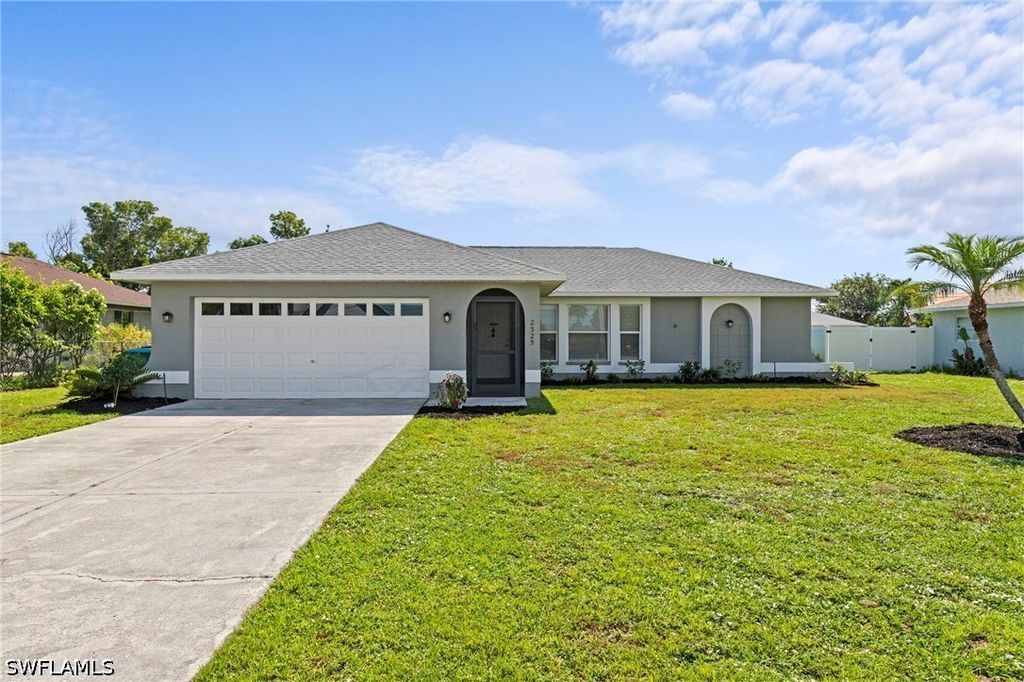 2325 Academy Blvd W, Cape Coral