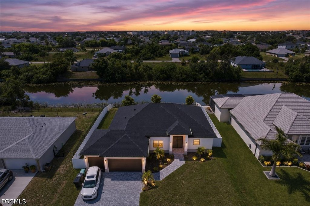 434 Nw 6th St, Cape Coral
