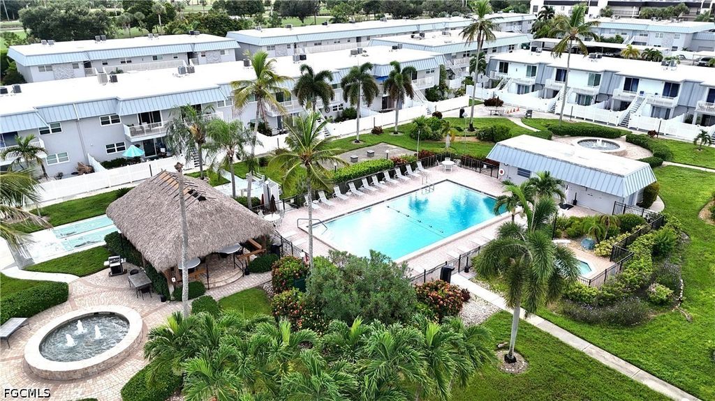 6777 Winkler Rd 156, Fort Myers