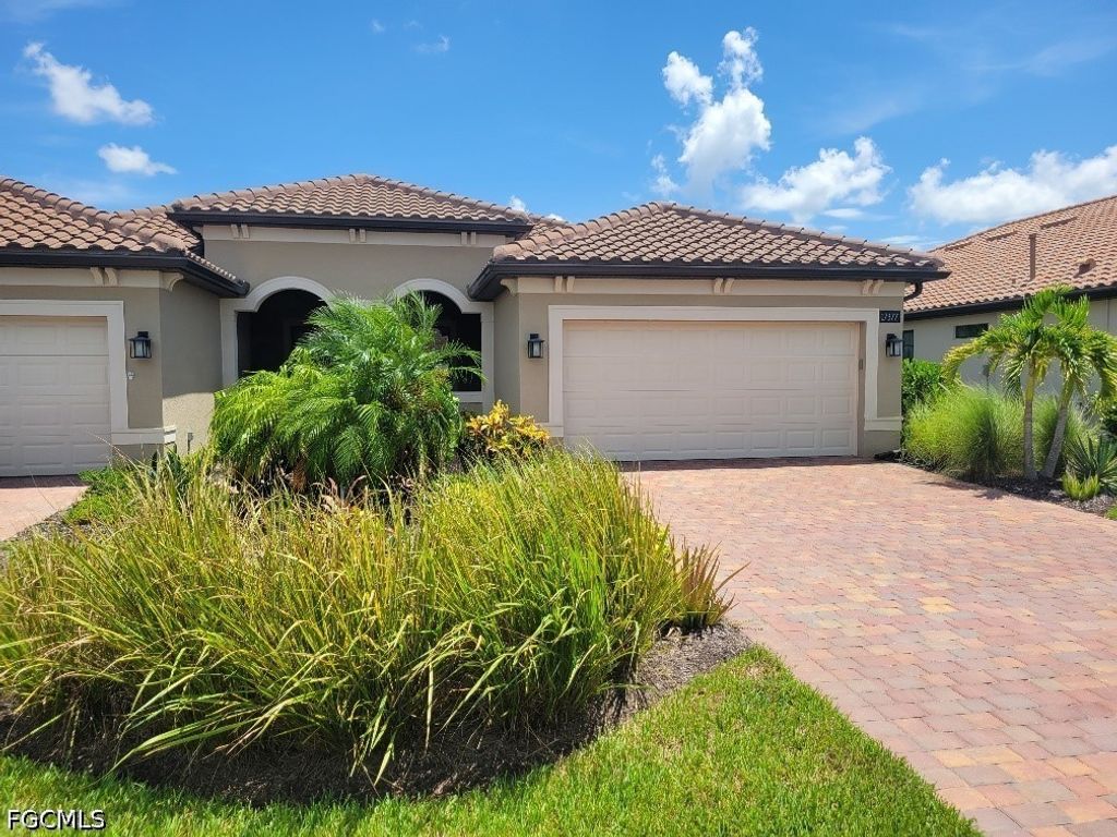 17373 Corsini Dr, FORT MYERS