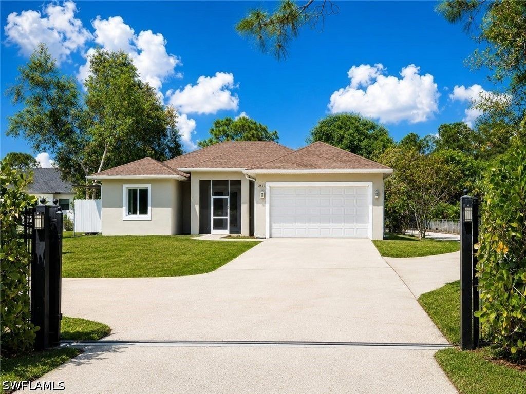 2491 54th Ave Ne, Naples