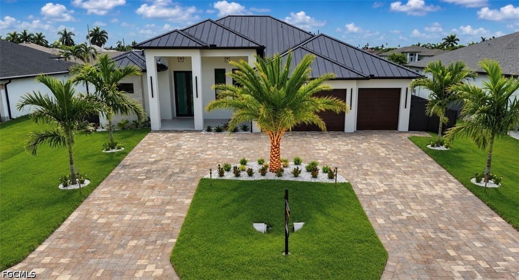 3702 Ceitus Pkwy, Cape Coral
