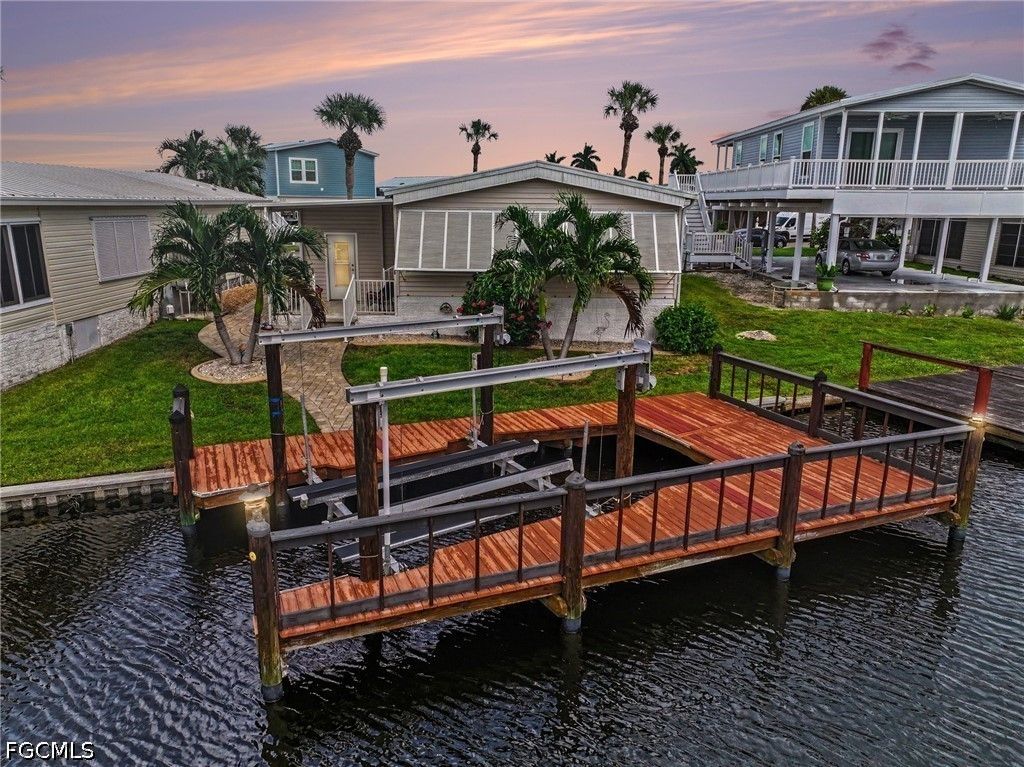 17620 Bryan Ct, Fort Myers Beach