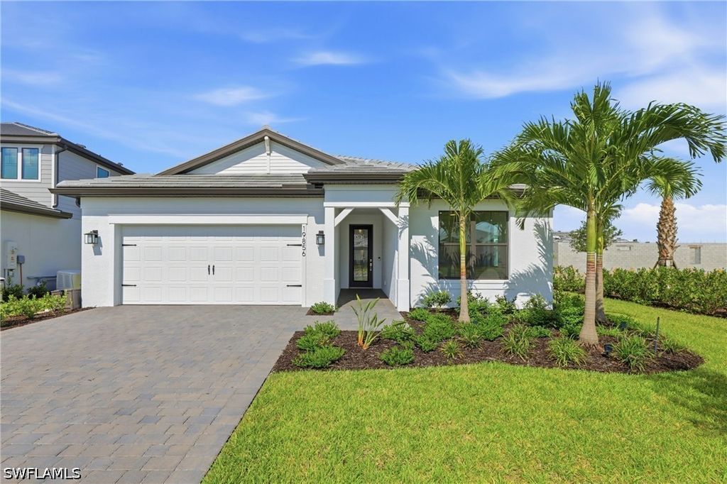 19856 Fox Grove Dr, Estero