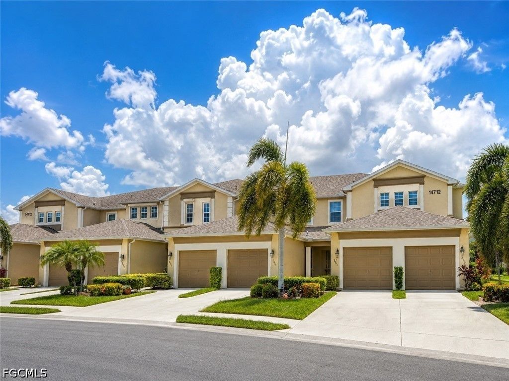 14712 Calusa Palms Dr 204, Fort Myers