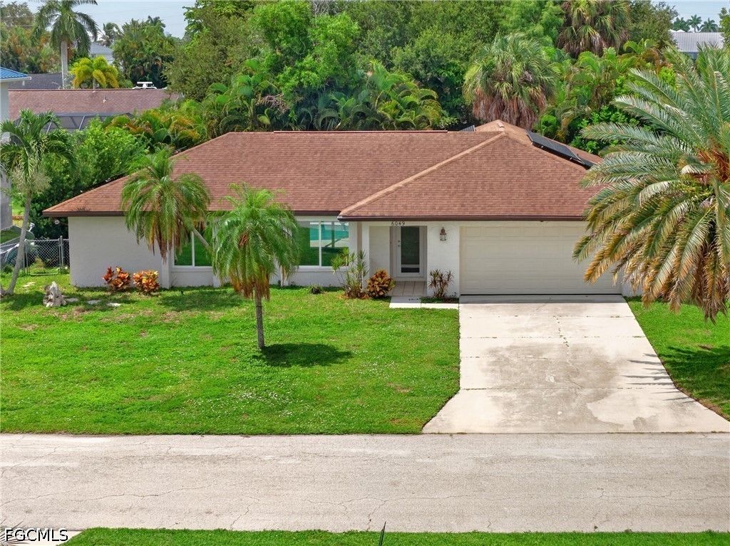 6049 Perthshire Ln, Fort Myers