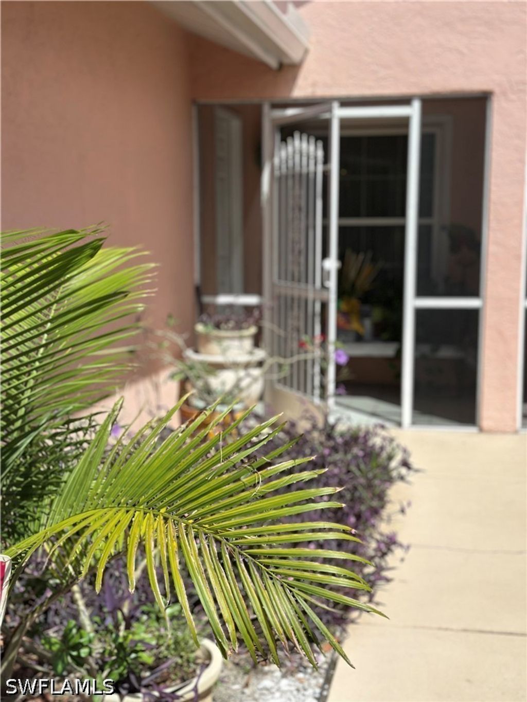 561 Saint Andrews, Naples