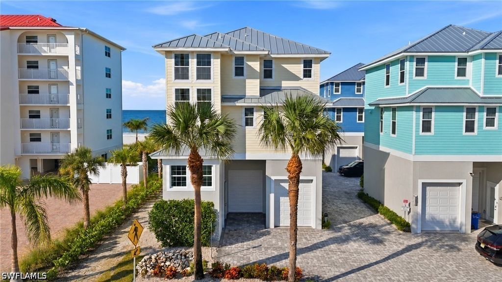 260 Key West Ct, Fort Myers Beach