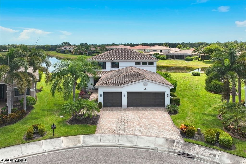 3742 Madeira Ct, Naples
