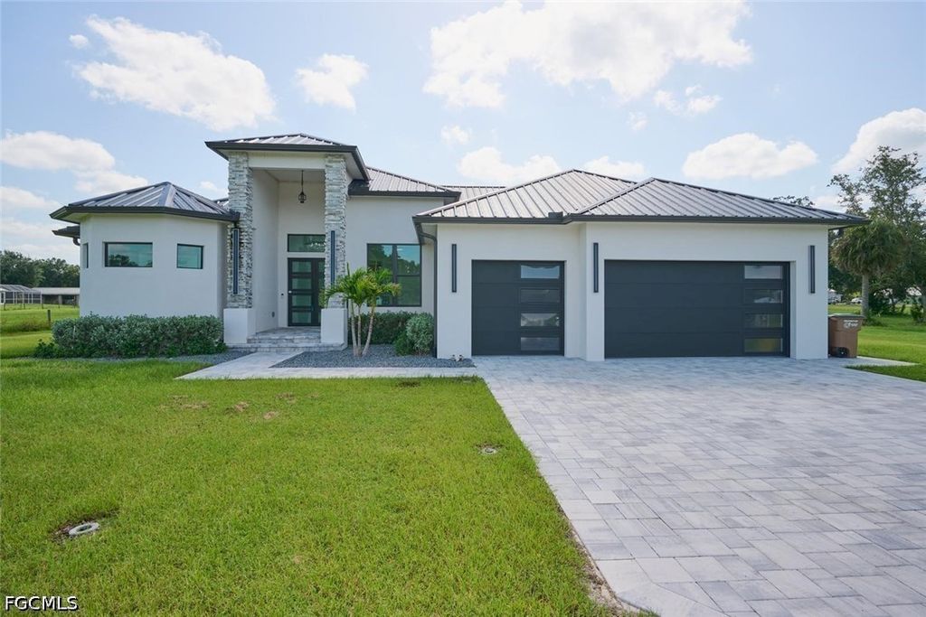 6201 Greenbriar Farms Rd, Fort Myers
