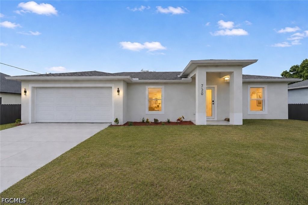 720 Grant Blvd, Lehigh Acres