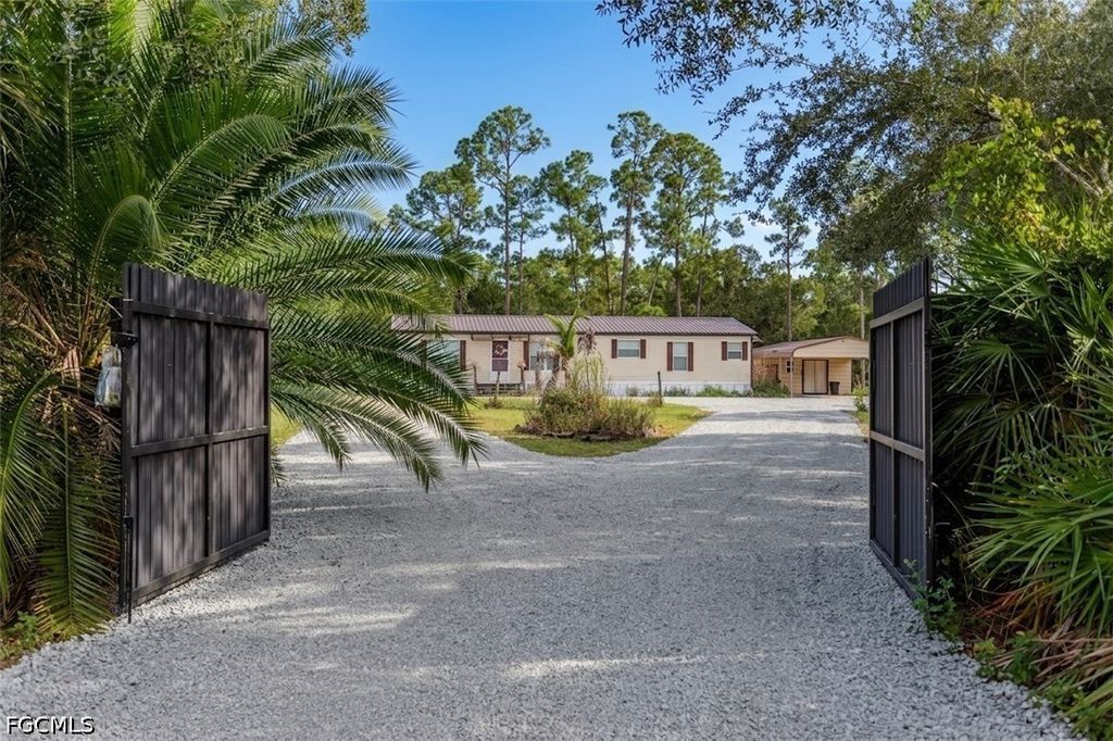 4075 Fort Center Ave, LABELLE